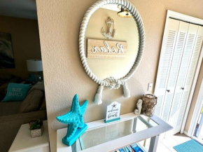 Beach house for 8 With Pool, Gym, Beach Access